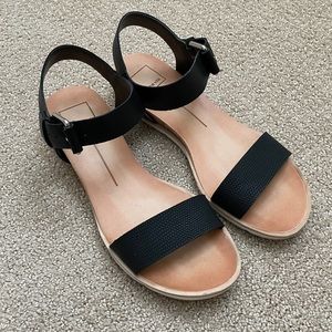 Dolce Vita 8.5. Black sandal